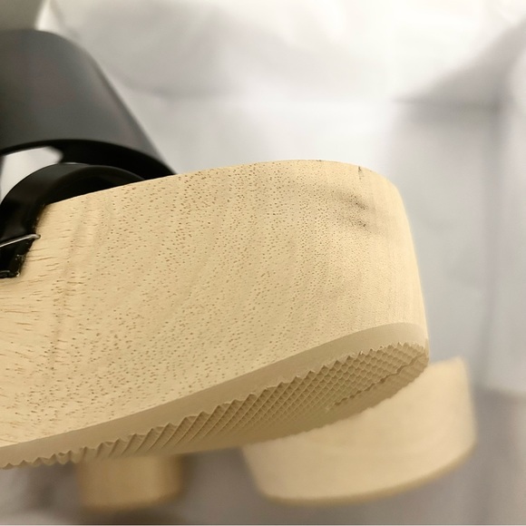 New Maison Margiela Leather Tabi Platform Sandals - Picture 9 of 9